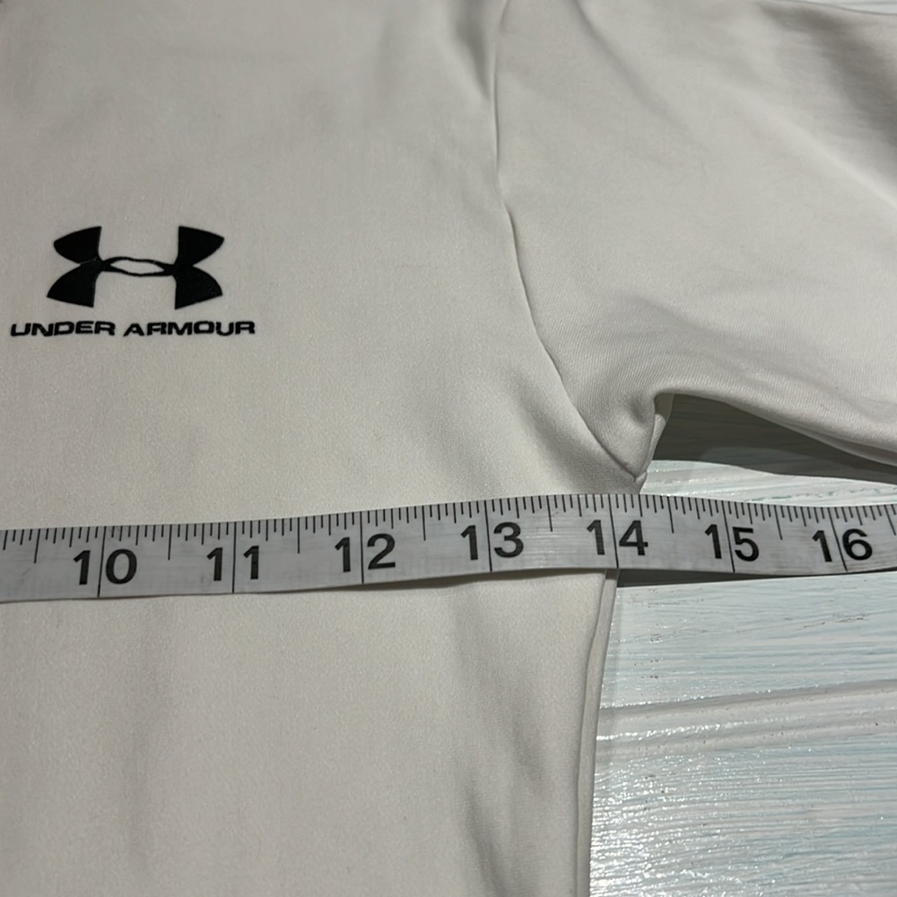 Under Armor Compression Top - Picture 3 of 11